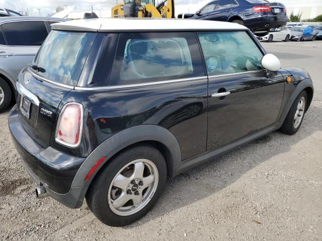 Photo 3 from auction – 2009 MINI COOPER with VIN WMWMF33569TU75170