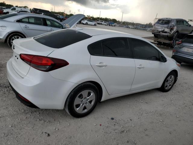 Photo 3 from auction – 2018 KIA FORTE LX with VIN 3KPFL4A78JE183256