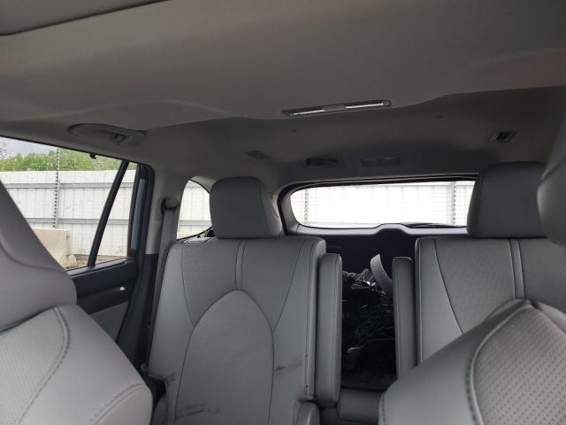 Photo 10 from auction – 2021 TOYOTA HIGHLANDER with VIN 5TDDZRBH7MS085761