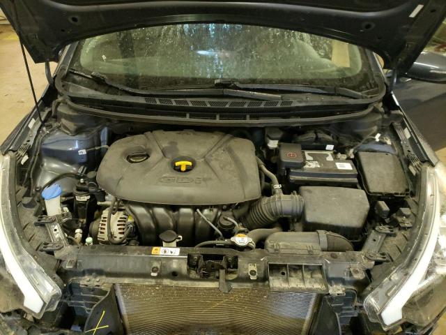 Photo 11 from auction – 2016 KIA FORTE LX with VIN KNAFK5A85G5586128