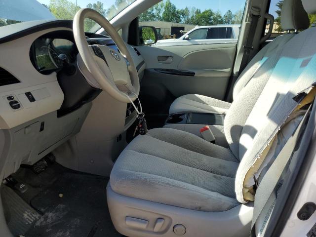 Photo 7 from auction – 2014 TOYOTA SIENNA LE with VIN 5TDKK3DC2ES504255