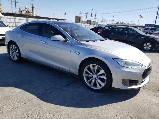 Photo 4 from auction – 2013 TESLA MODEL S with VIN 5YJSA1CN9DFP27552