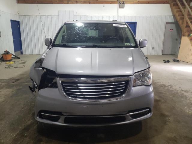 Photo 5 from auction – 2016 CHRYSLER TOWN & COU with VIN 2C4RC1BG0GR221189
