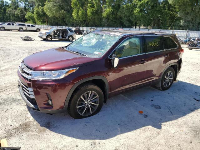 TOYOTA HIGHLANDER 2018 with VIN 5TDJZRFH0JS876058 - Photo from auction
