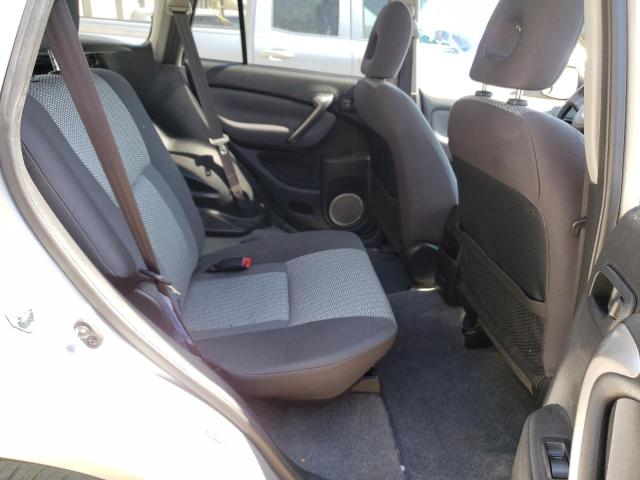 Photo 10 from auction – 2005 TOYOTA RAV4 with VIN JTEGD20V950079052