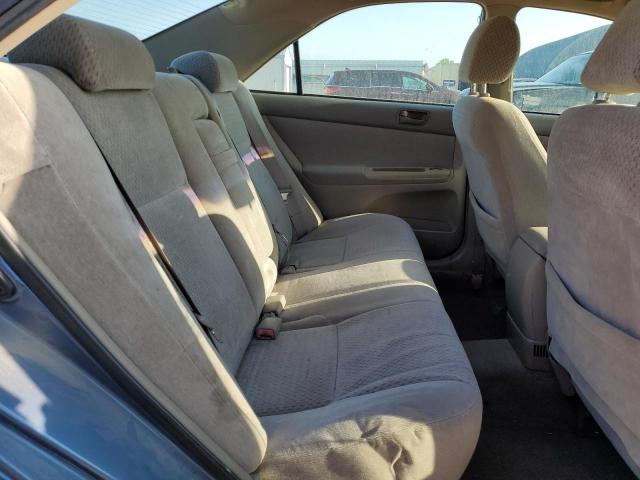 Photo 10 from auction – 2003 TOYOTA CAMRY LE with VIN 4T1BE32K53U737472