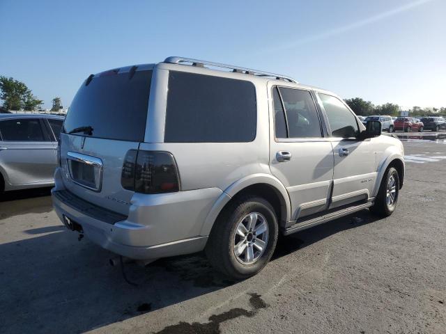 Photo 3 from auction – 2003 LINCOLN NAVIGATOR with VIN 5LMFU27R63LJ50236