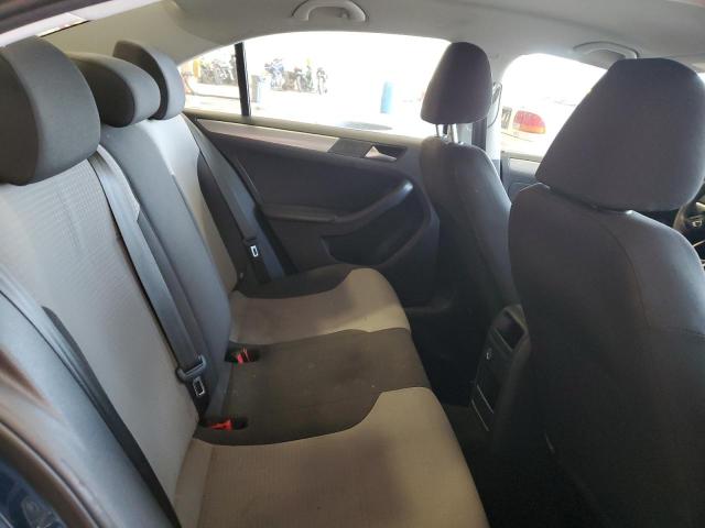 Photo 10 from auction – 2017 VOLKSWAGEN JETTA S with VIN 3VW2B7AJ5HM396418