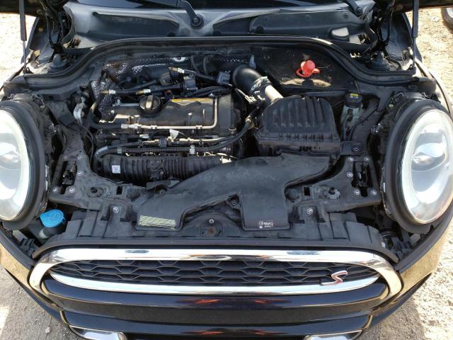 Photo 11 from auction – 2016 MINI COOPER S with VIN WMWXU3C54G2D29374