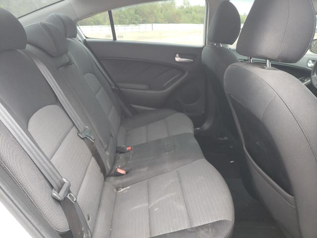 Photo 10 from auction – 2018 KIA FORTE LX with VIN 3KPFL4A70JE266339