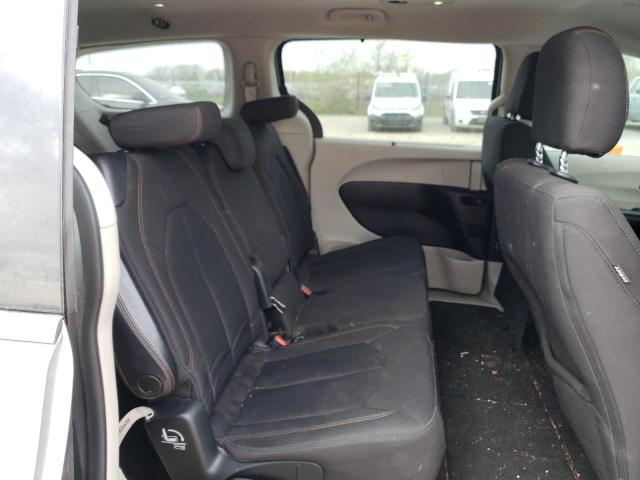 Photo 10 from auction – 2018 CHRYSLER PACIFICA T with VIN 2C4RC1FG2JR279855