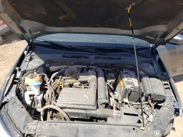 Photo 11 from auction – 2017 VOLKSWAGEN JETTA S with VIN 3VW2B7AJ1HM317052