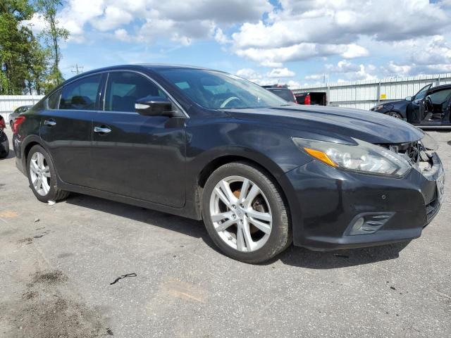 Photo 4 from auction – 2017 NISSAN ALTIMA 3.5 with VIN 1N4BL3AP6HC133004