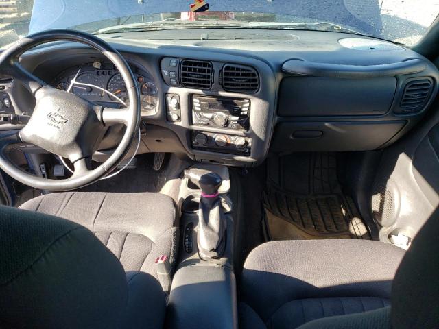 Photo 8 from auction – 2003 CHEVROLET BLAZER with VIN 1GNCT18X03K165414