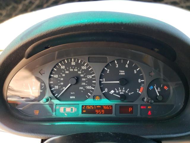 Photo 9 from auction – 2004 BMW 325 I with VIN WBAET37434NJ42503