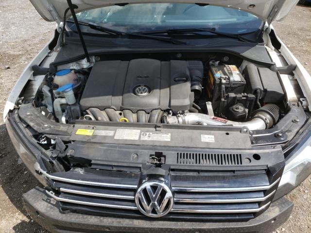 Photo 11 from auction – 2014 VOLKSWAGEN PASSAT SE with VIN 1VWBP7A30EC001626