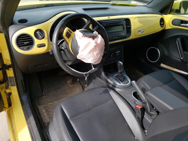 Photo 8 from auction – 2014 VOLKSWAGEN BEETLE with VIN 3VWJ17AT9EM660378