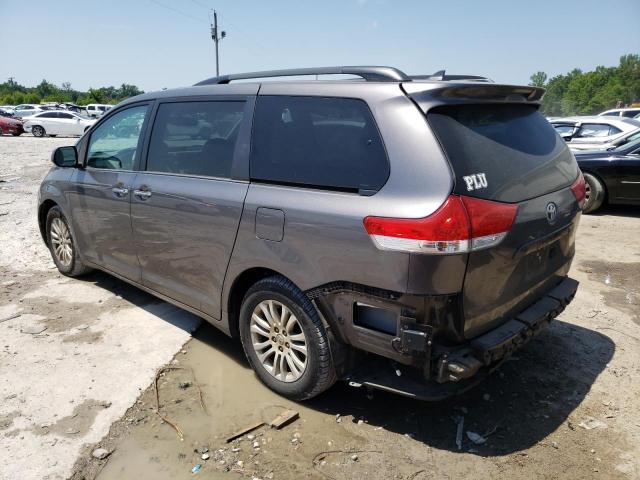 Photo 2 from auction – 2014 TOYOTA SIENNA XLE with VIN 5TDYK3DC8ES493692