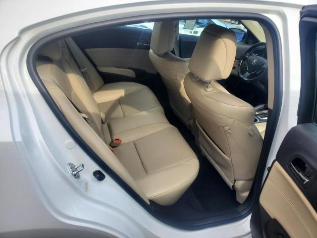 Photo 6 from auction – 2017 ACURA ILX PREMIU with VIN 19UDE2F75HA015992