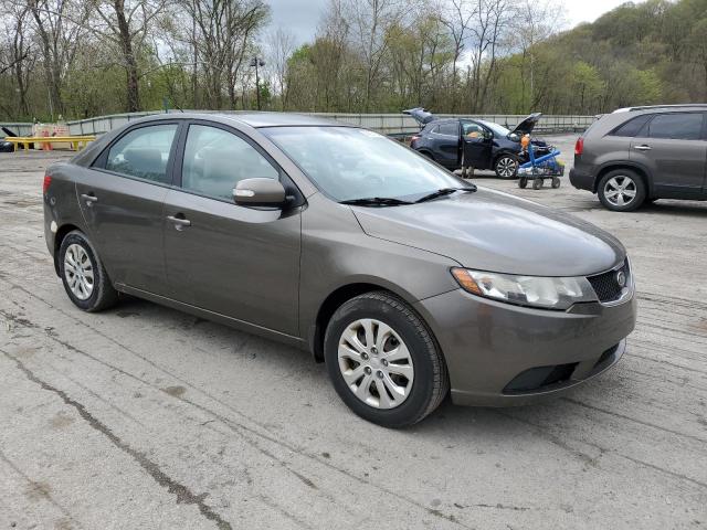 Zdjęcie 4 z aukcji – 2010 KIA FORTE EX z VIN KNAFU4A24A5842833