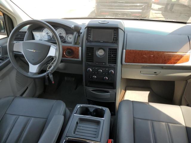 Photo 8 from auction – 2008 CHRYSLER TOWN & COU with VIN 2A8HR54P38R129373