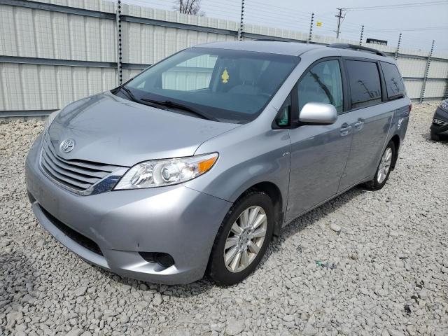 TOYOTA SIENNA LE 2017 with VIN 5TDJZ3DC0HS172991 - Photo from auction