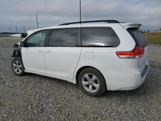 Photo 2 from auction – 2014 TOYOTA SIENNA LE with VIN 5TDKK3DC5ES425503