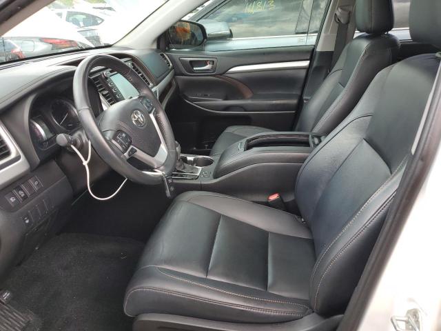 Photo 7 from auction – 2019 TOYOTA HIGHLANDER with VIN 5TDKZRFH7KS303230