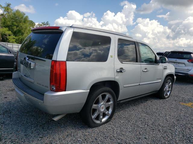 Photo 3 from auction – 2010 CADILLAC ESCALADE H with VIN 1GYUCEEJXAR230868