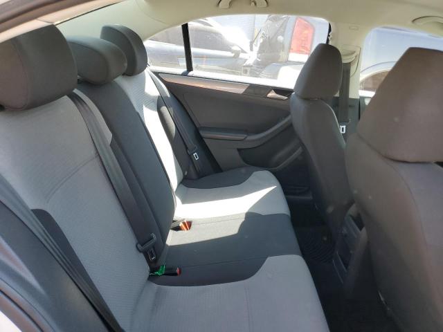 Photo 10 from auction – 2017 VOLKSWAGEN JETTA S with VIN 3VW2B7AJ1HM403963