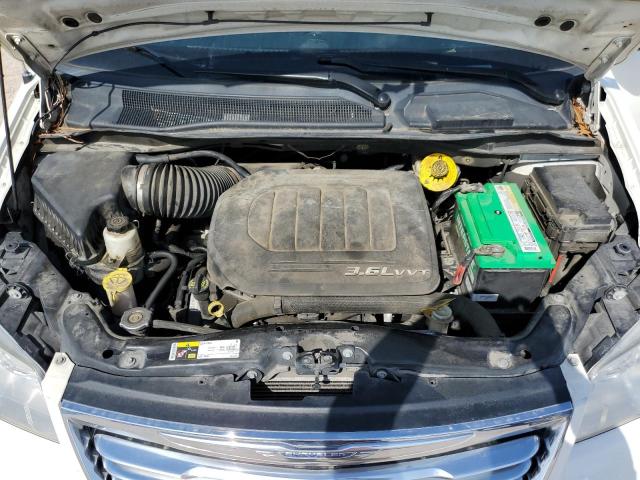 Photo 11 from auction – 2013 CHRYSLER TOWN & COU with VIN 2C4RC1GG4DR756675