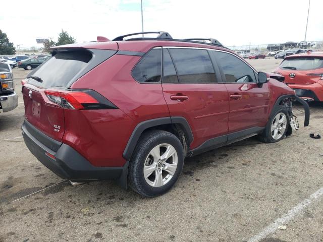 Photo 3 from auction – 2019 TOYOTA RAV4 XLE with VIN JTMP1RFV3KD039387