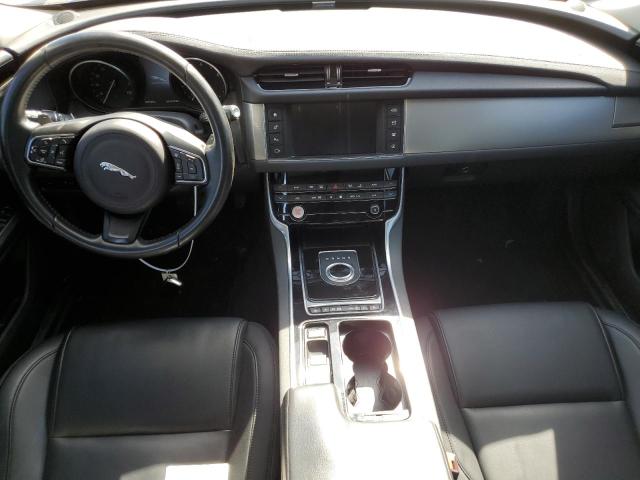 Photo 8 from auction – 2017 JAGUAR XF PREMIUM with VIN SAJBJ4BV5HCY44360