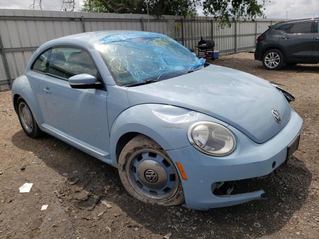 Photo 4 from auction – 2013 VOLKSWAGEN BEETLE with VIN 3VWJX7AT2DM610032