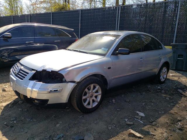 VOLKSWAGEN PASSAT GLS 2004 with VIN WVWPD63B74E117022 - Photo from auction