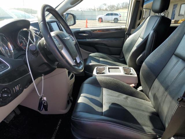 Photo 7 from auction – 2016 CHRYSLER TOWN & COU with VIN 2C4RC1BG6GR228793