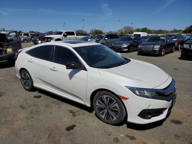 Photo 4 from auction – 2017 HONDA CIVIC EXL with VIN 19XFC1F75HE208518