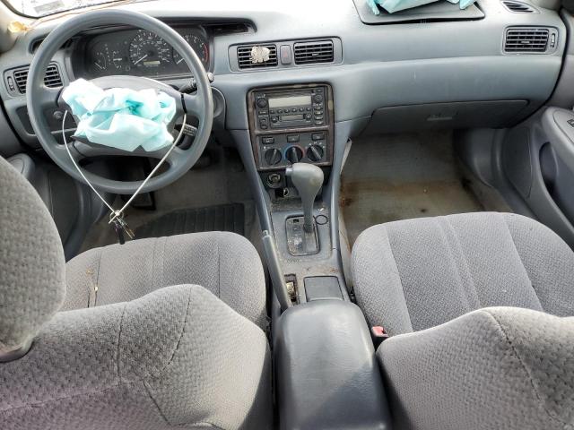Photo 8 from auction – 2000 TOYOTA CAMRY LE with VIN 4T1BF28K6YU110026