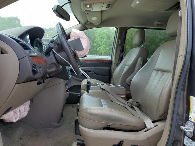 Photo 7 from auction – 2015 CHRYSLER TOWN & COU with VIN 2C4RC1BG6FR695517