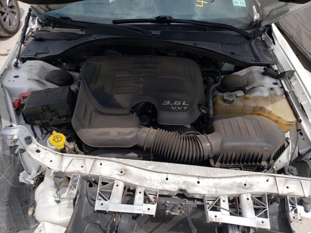 Photo 11 from auction – 2019 CHRYSLER 300 S with VIN 2C3CCABG0KH566005