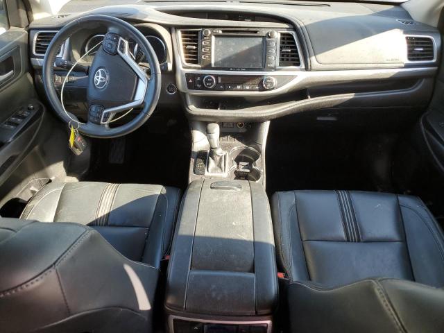 Photo 8 from auction – 2017 TOYOTA HIGHLANDER with VIN 5TDKZRFH1HS521897