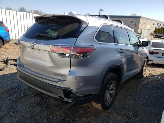 Фото 3 с аукциона – 2014 TOYOTA HIGHLANDER с VIN 5TDJKRFH5ES064667