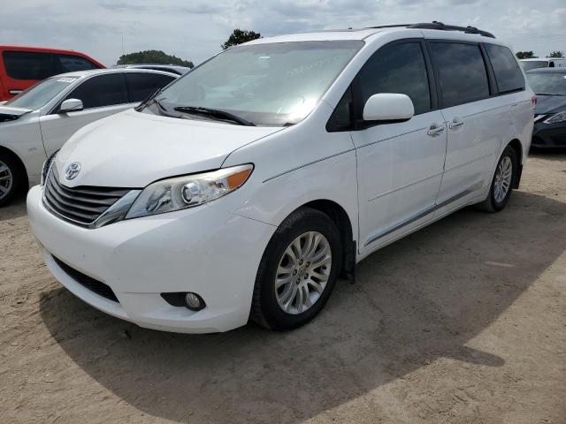 TOYOTA SIENNA XLE 2013 with VIN 5TDYK3DC1DS386563 - Photo from auction