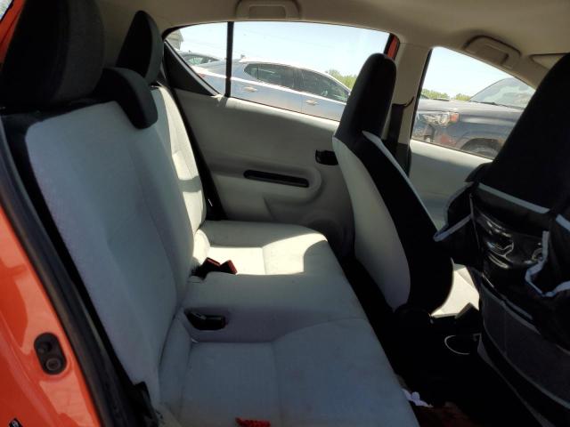 Photo 10 from auction – 2014 TOYOTA PRIUS C with VIN JTDKDTB34E1064307