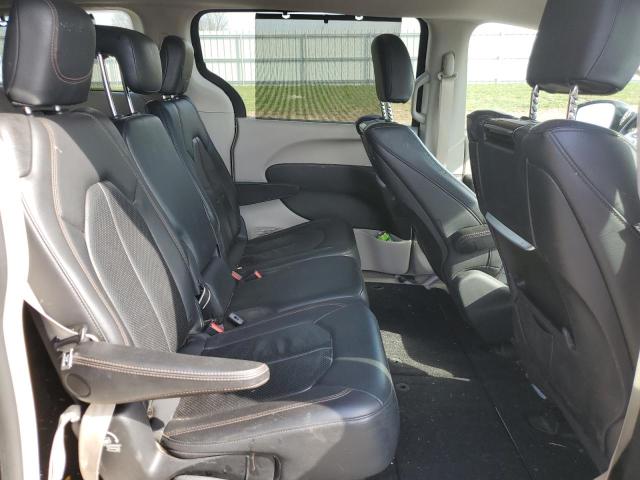 Фото 11 с аукциона – 2018 CHRYSLER PACIFICA L с VIN 2C4RC1EG3JR194038