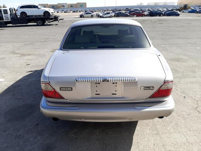 Photo 6 from auction – 2001 JAGUAR VANDENPLAS with VIN SAJDA24C61LF26894