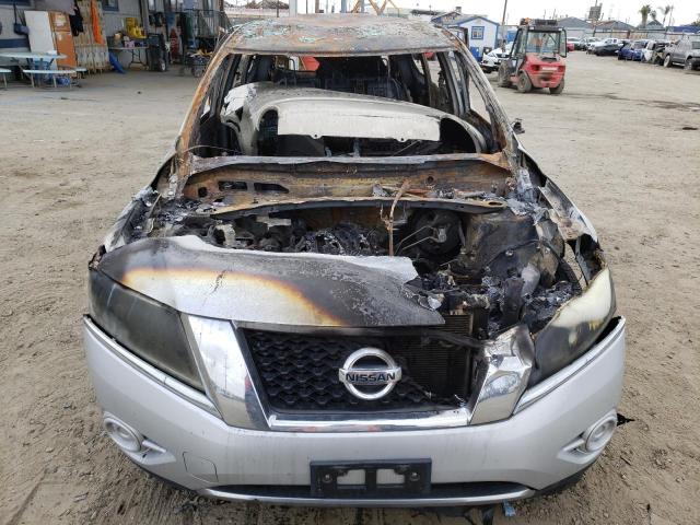 Photo 5 from auction – 2013 NISSAN PATHFINDER with VIN 5N1AR2MN8DC659942