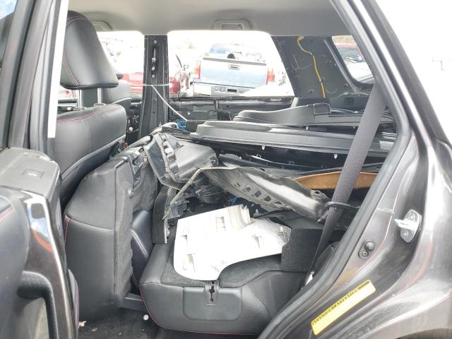 Photo 11 from auction – 2018 TOYOTA 4RUNNER SR with VIN JTEBU5JR5J5593815