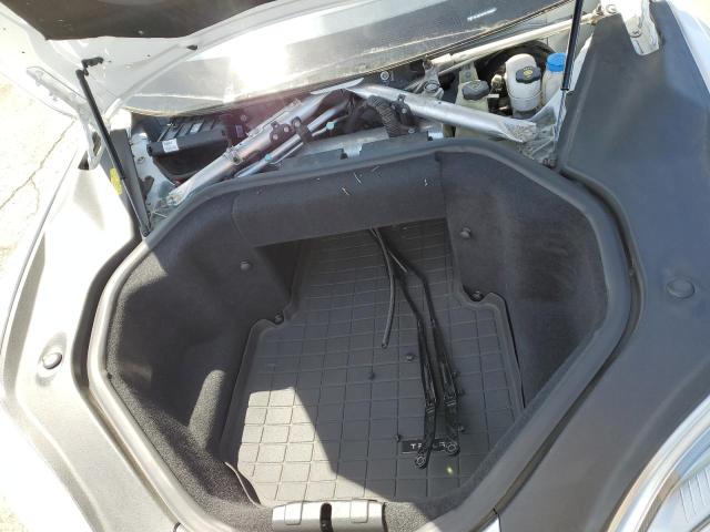 Photo 11 from auction – 2013 TESLA MODEL S with VIN 5YJSA1DGXDFP03955