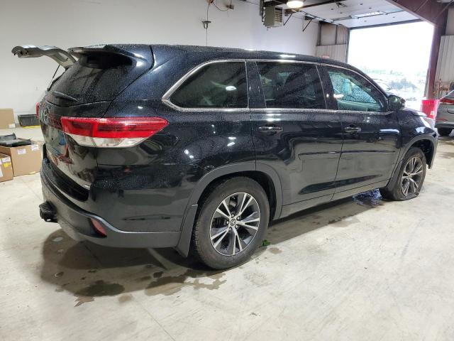 Photo 3 from auction – 2018 TOYOTA HIGHLANDER with VIN 5TDBZRFH1JS879720